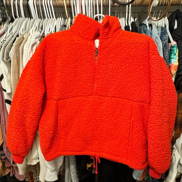 Billabong Jackets & Blazers - Billabong Sherpa red sweater